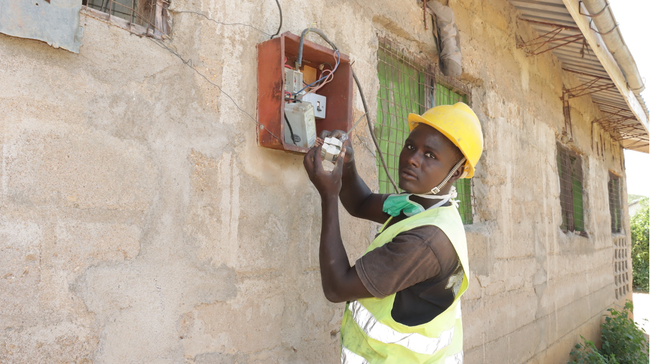 Joshua Lomuria Installing electricity on one of his electrical projects in Kainuk, Turkana County