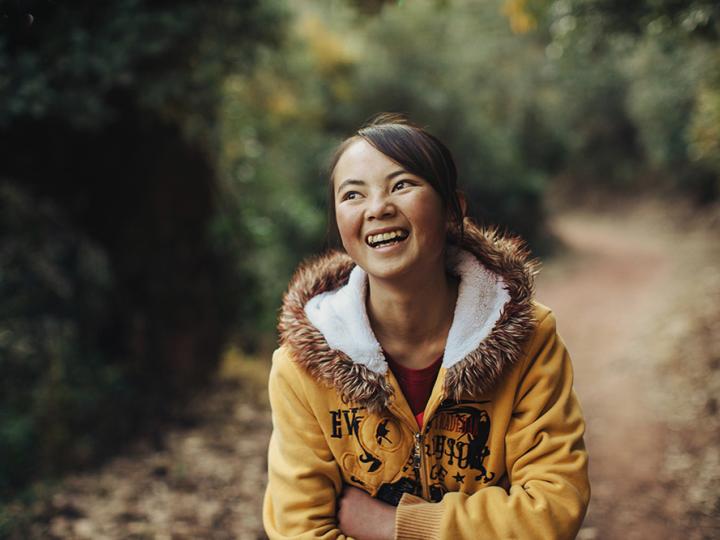 A girl laughs in china